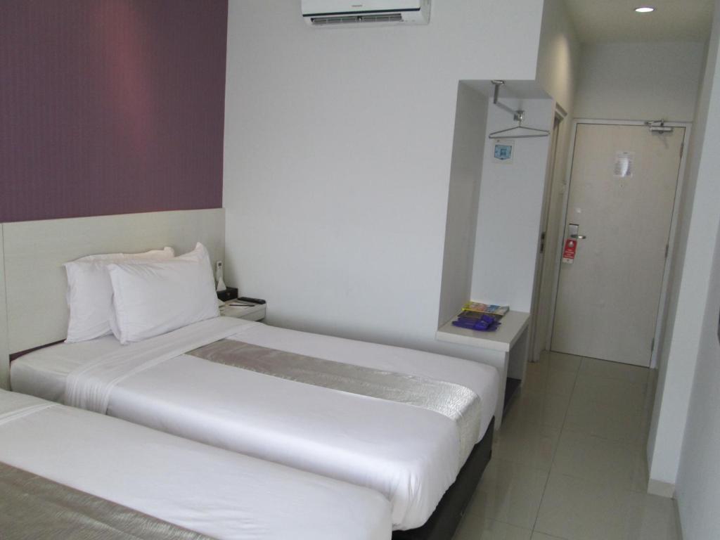 Hotel Vio Surapati Bandung Habitación foto